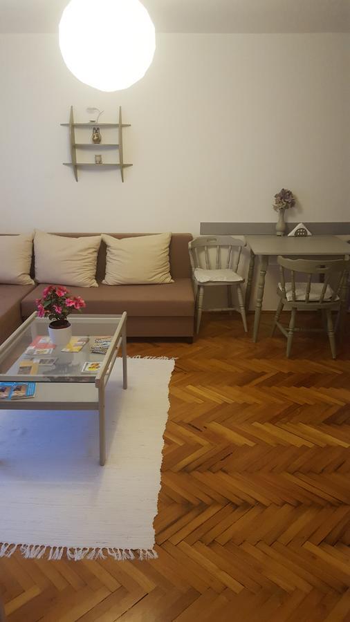 Hortenzia Apartment Szeged Ngoại thất bức ảnh